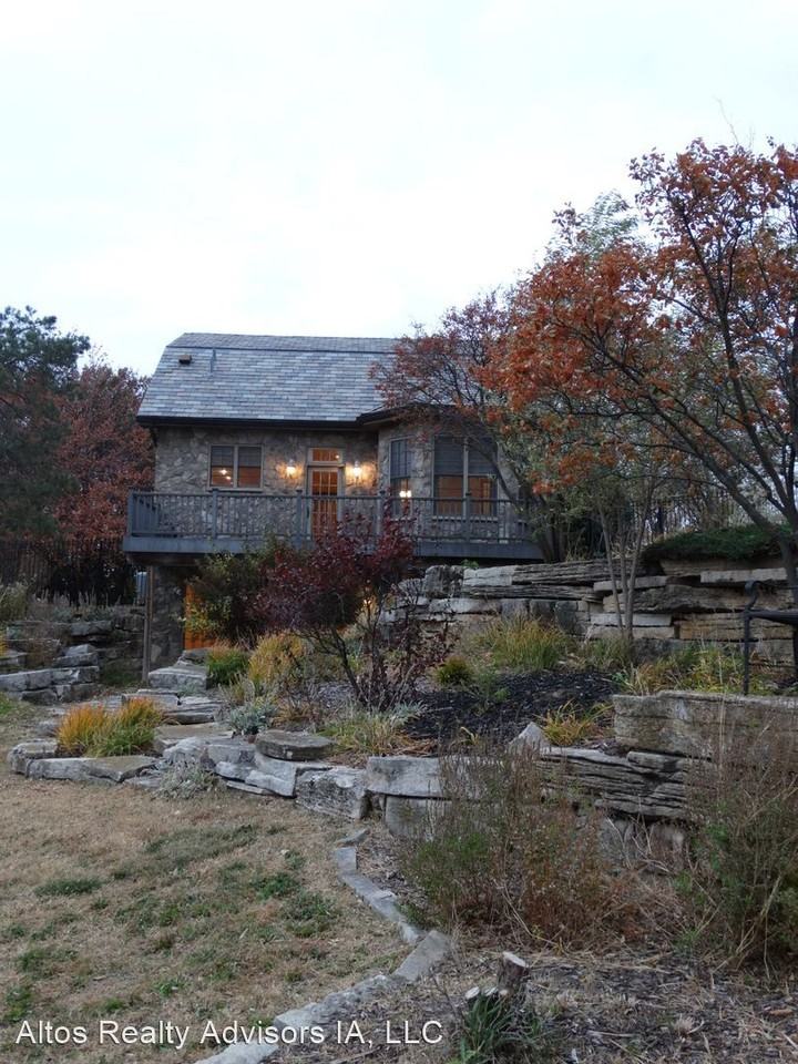 1000 Tulip Tree Lane - Photo 2 of 13