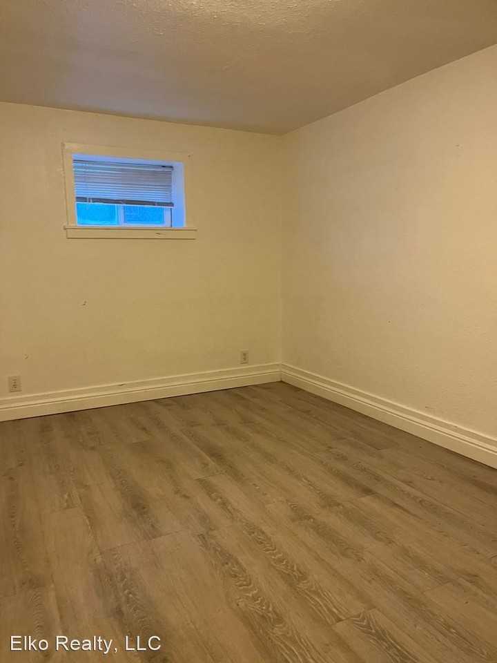 629 Cedar St, Elko, NV 89801 1 Bedroom House for 850/month Zumper