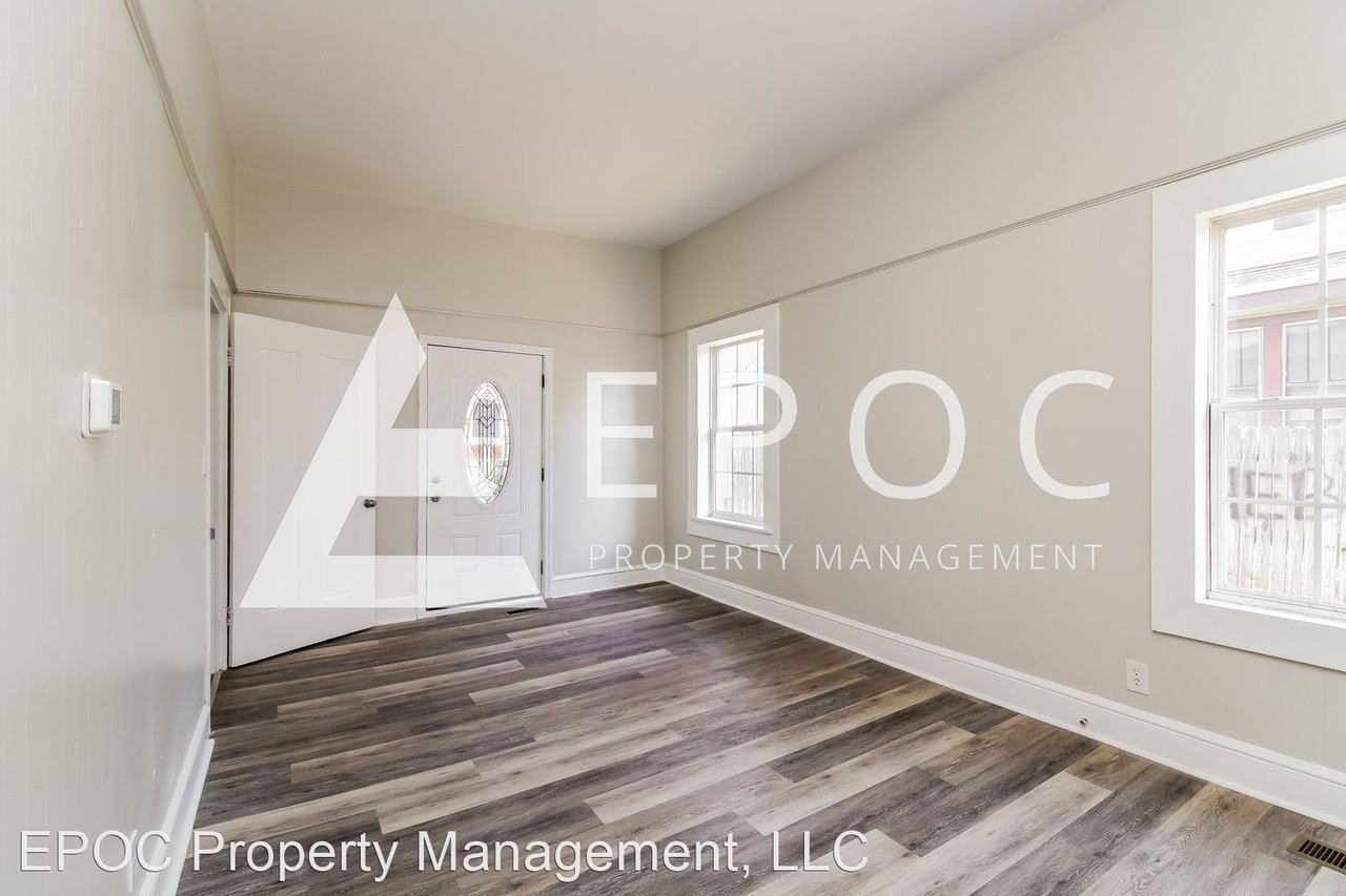 223 W Main St - Photo 3 of 15