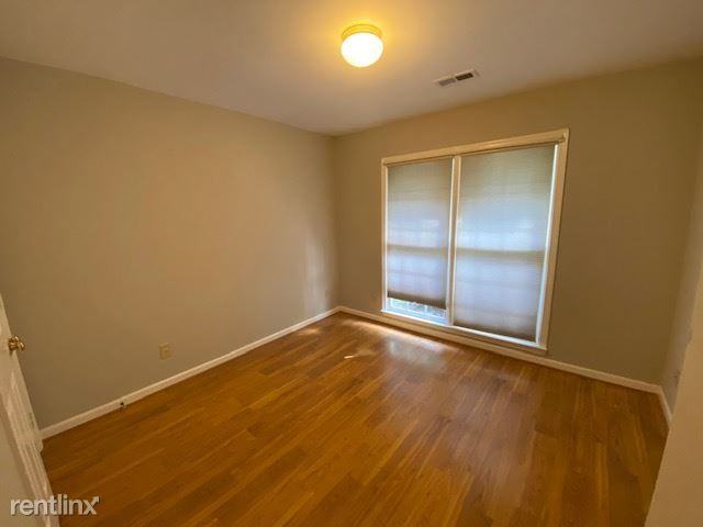 2309 Meadow Gate Dr - Photo 3 of 22