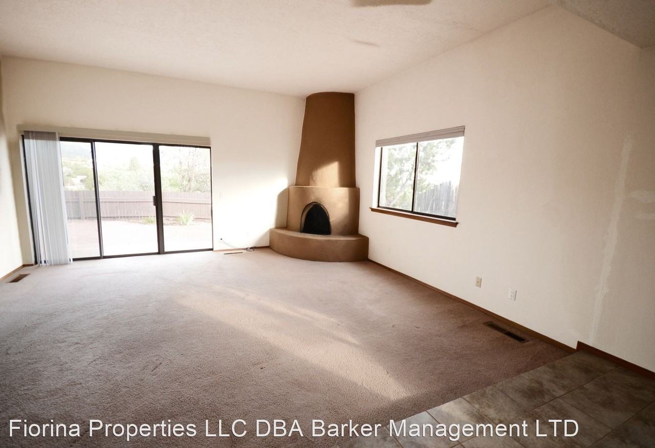 280 Loma Entrada - Photo 2 of 19