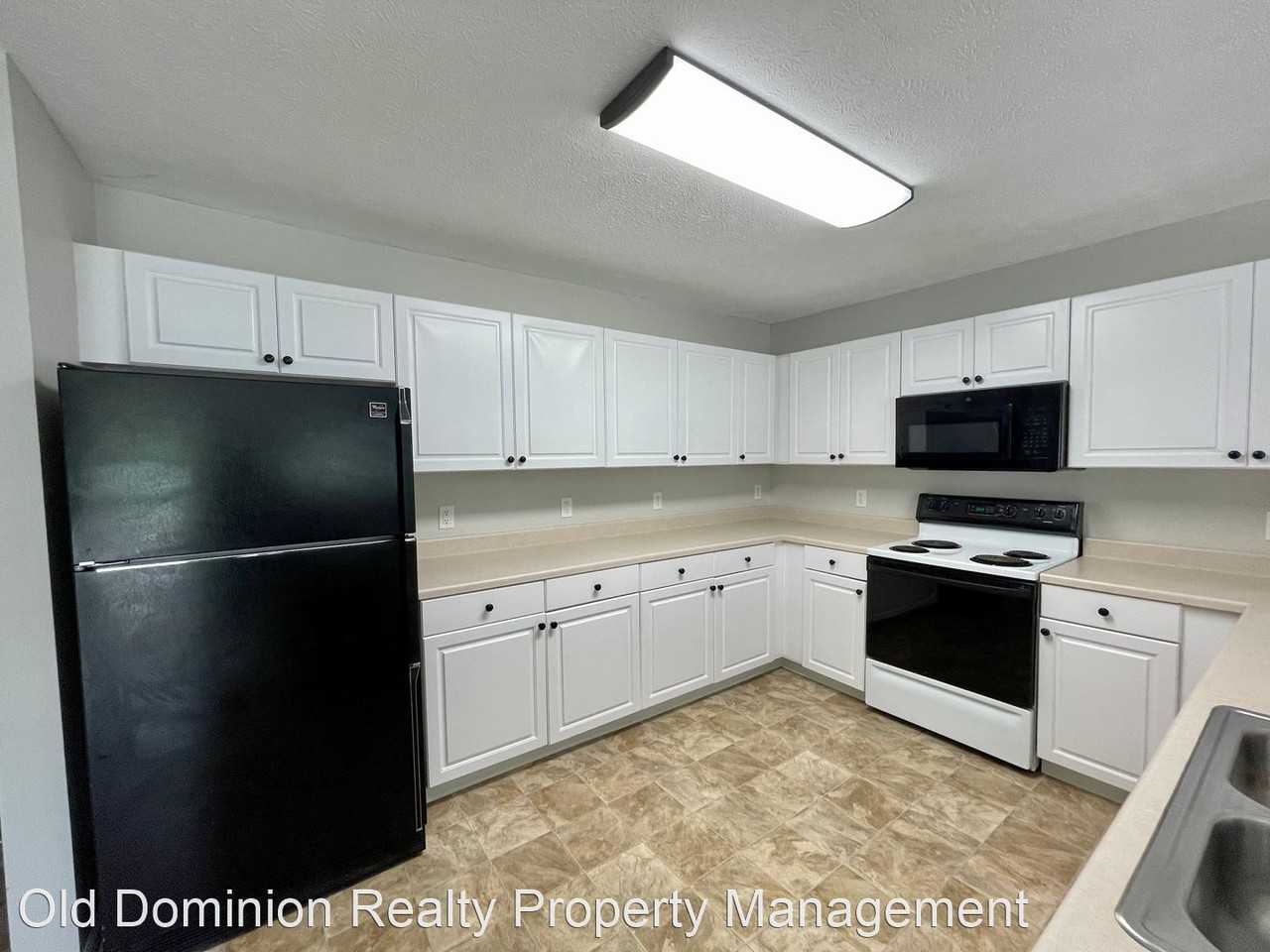 1266 Old Windmill Cir - Photo 2 of 14