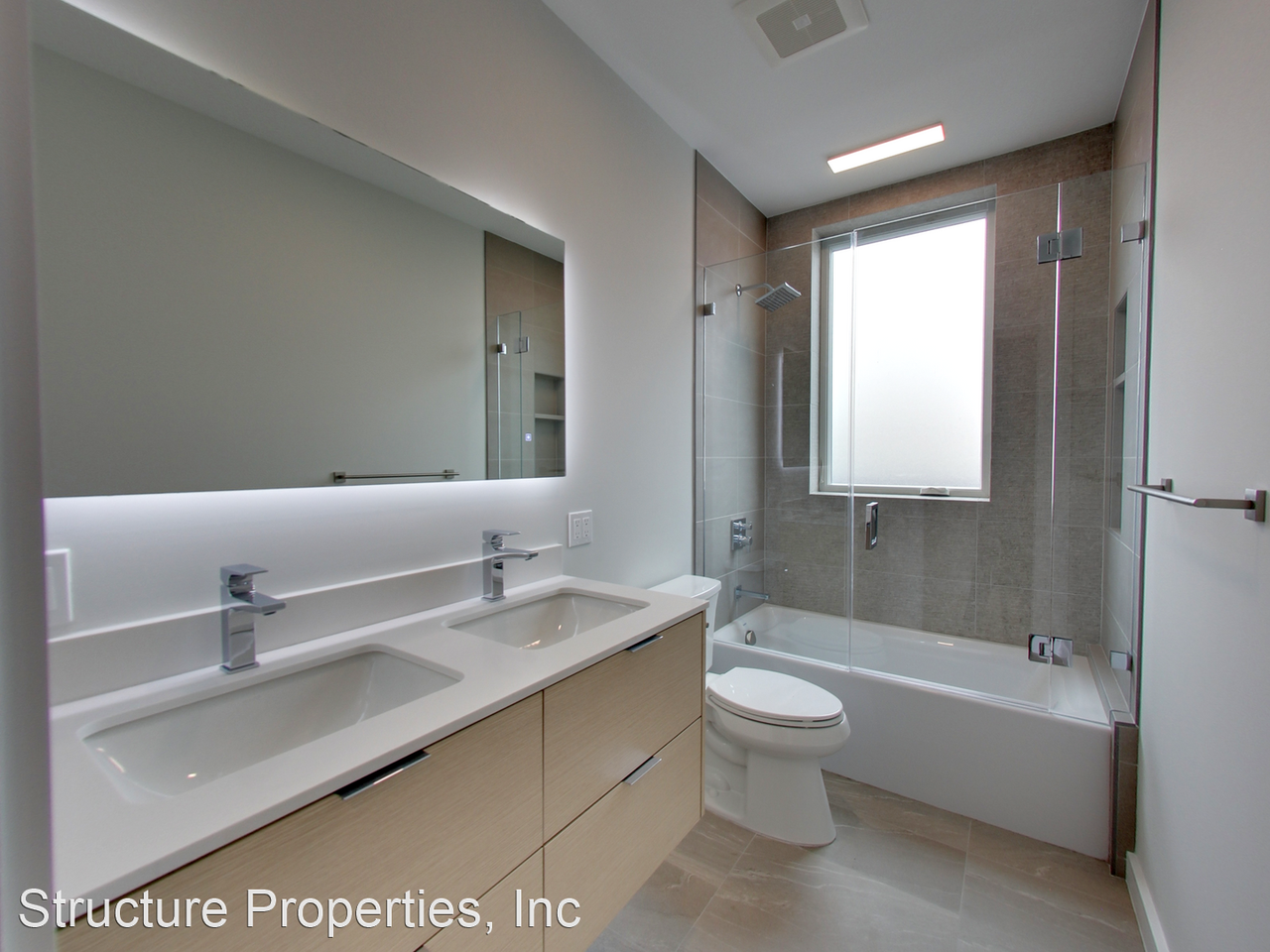 635 Fulton Street - Photo 2 of 19