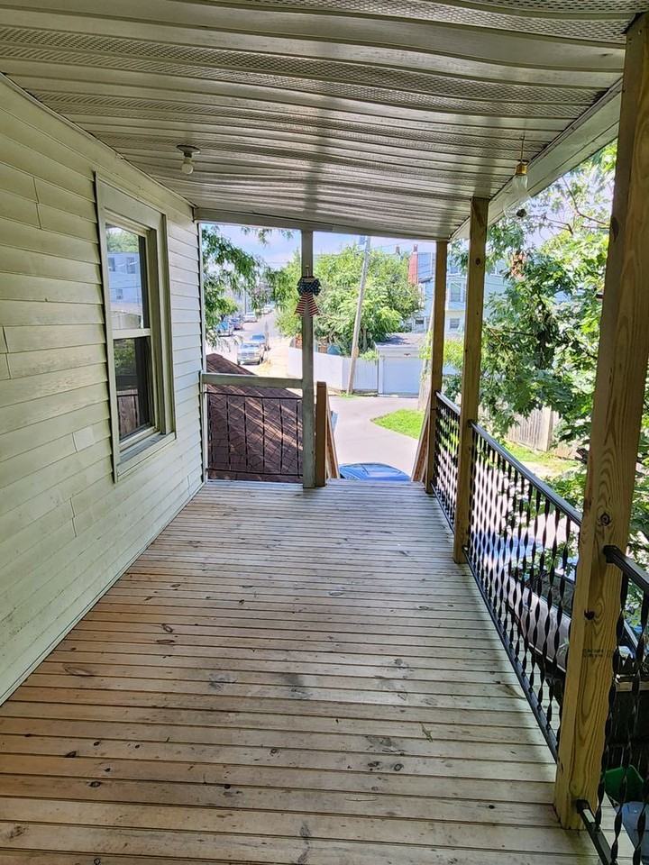 318-322 SMITH STREET - Photo 2 of 10