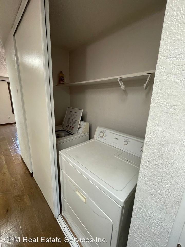 263 & 263 - Photo 3 of 13