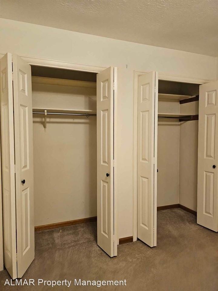 12 Augusta Dr - Photo 2 of 8