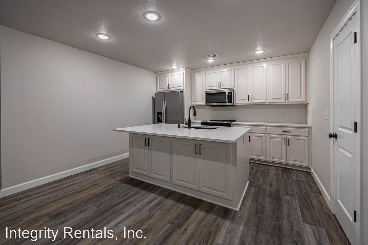 363 SE 95th Rd. - Photo 3 of 14