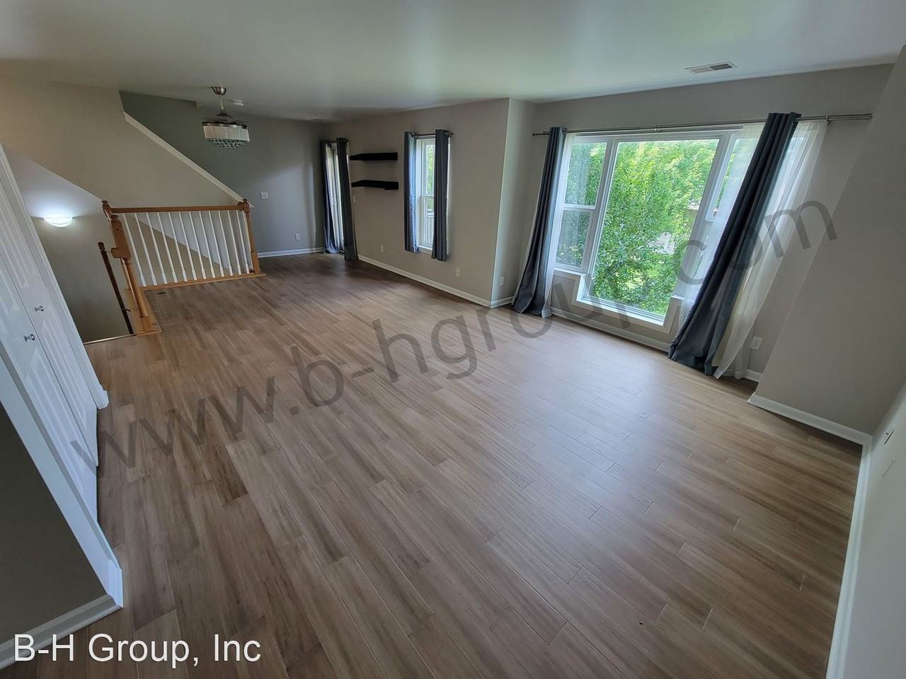 429 55th St - Photo 3 of 35