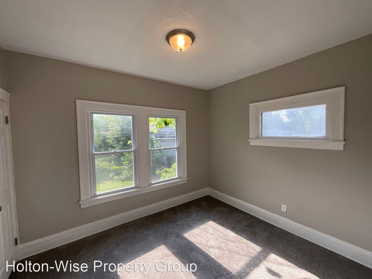 3274 East 123rd Street - Photo 3 of 18