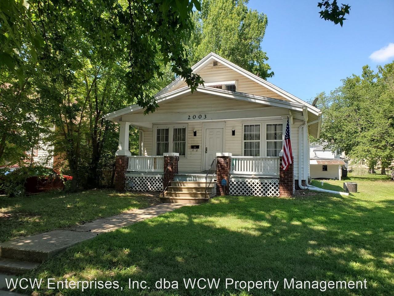 2003 Sw Lane St - Photo 2 of 28