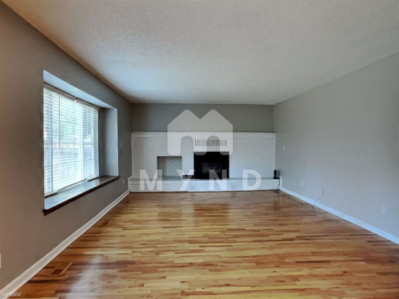 734 Saddlemountain Rd - Photo 2 of 26