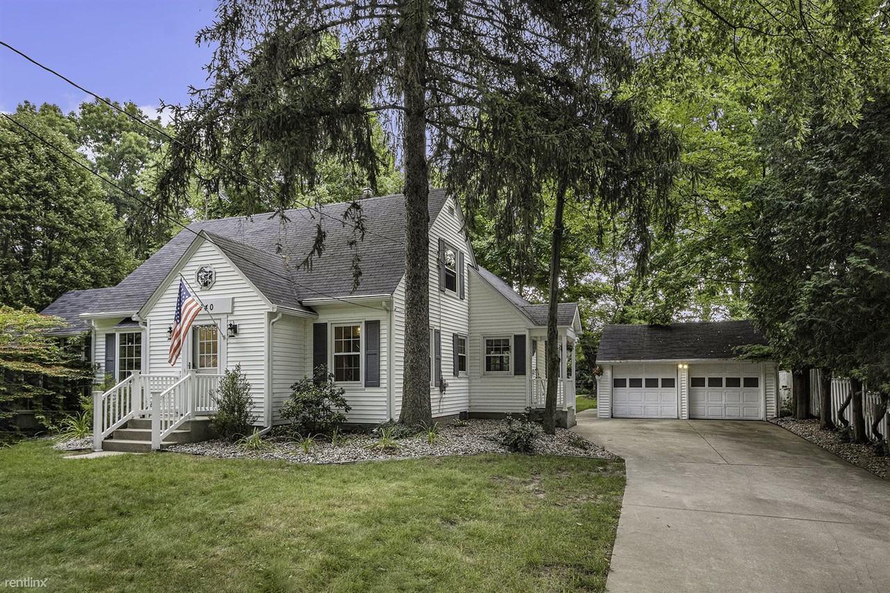 2740 Fairfield Ave - Photo 2 of 23