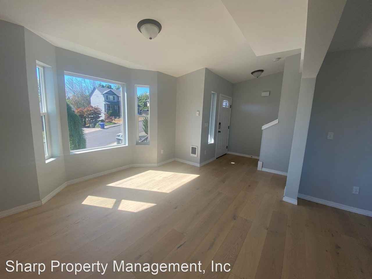 904 Edinburgh Ct - Photo 2 of 23