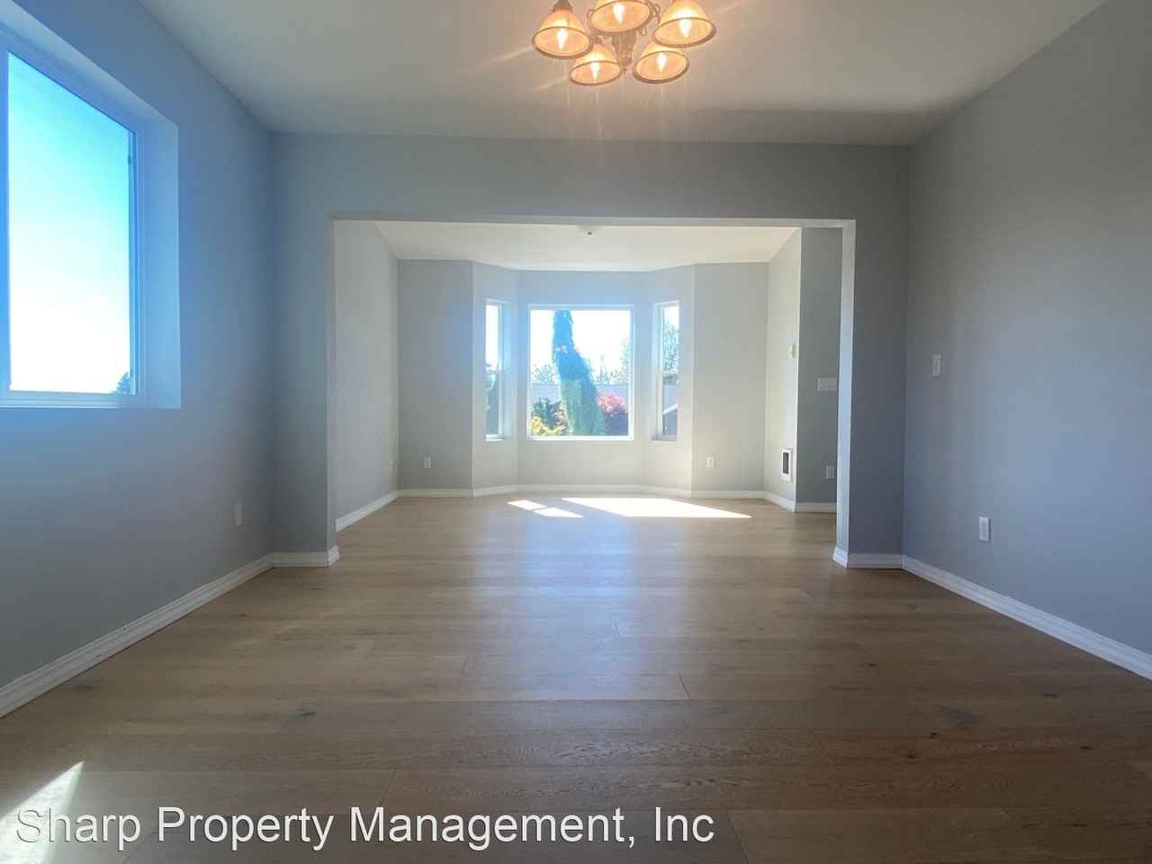 904 Edinburgh Ct - Photo 3 of 23