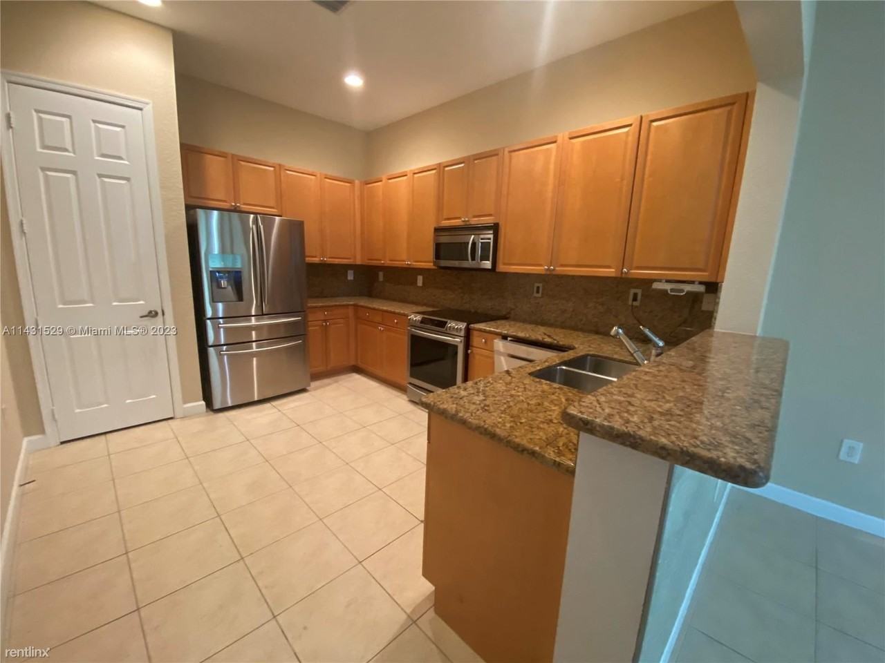 6034 Nw 116th Dr #6034 - Photo 3 of 29