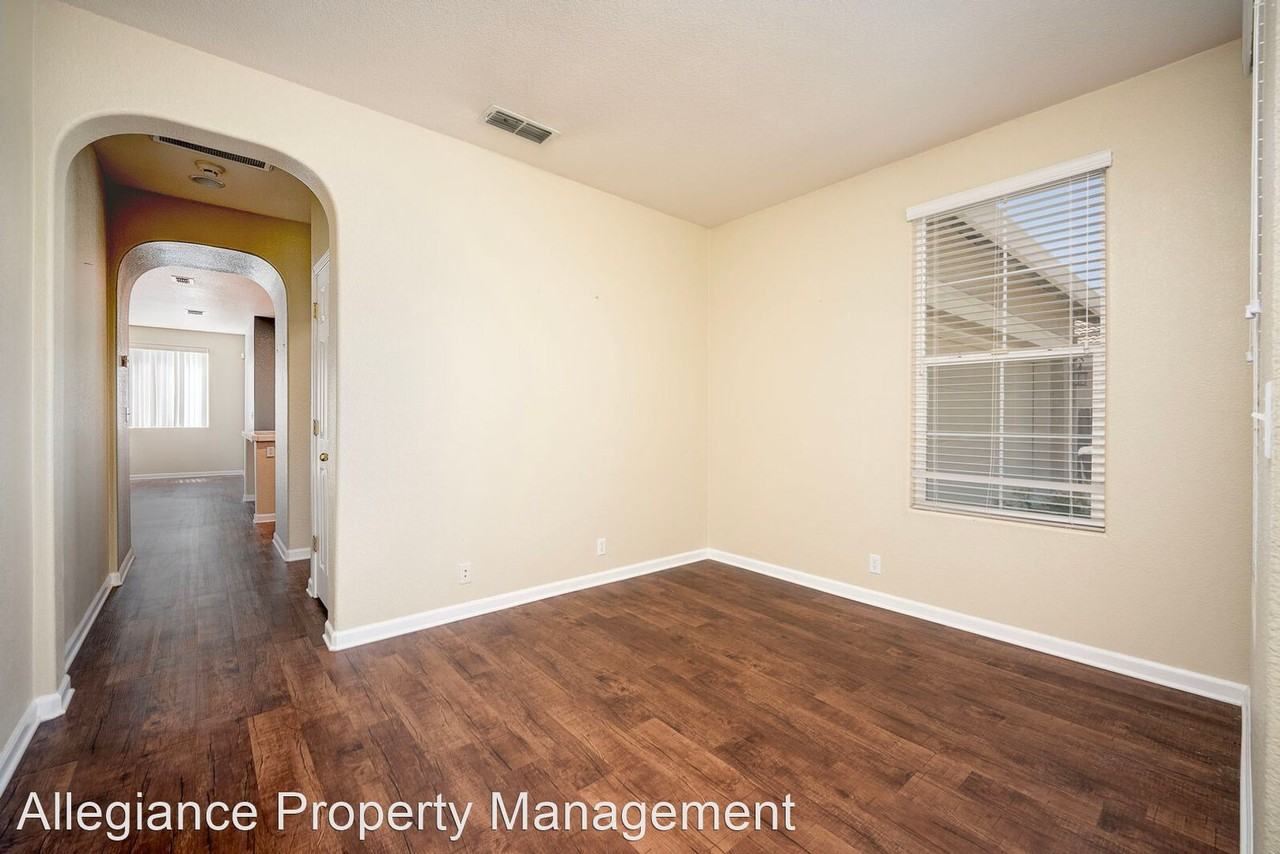 1228 Secret Lake Trl - Photo 3 of 24