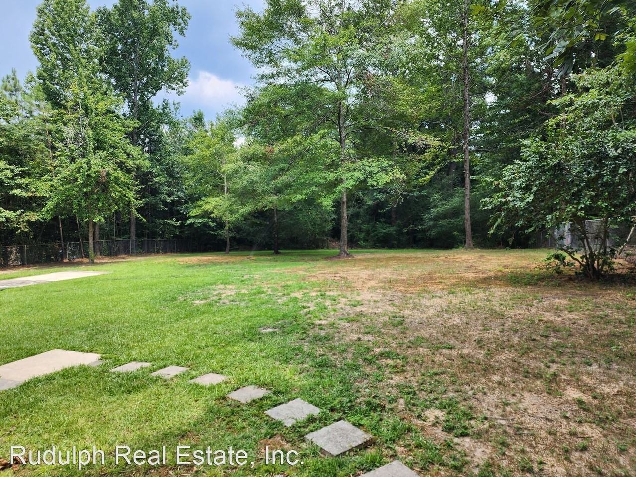 2515 Valleydale Rd - Photo 2 of 23