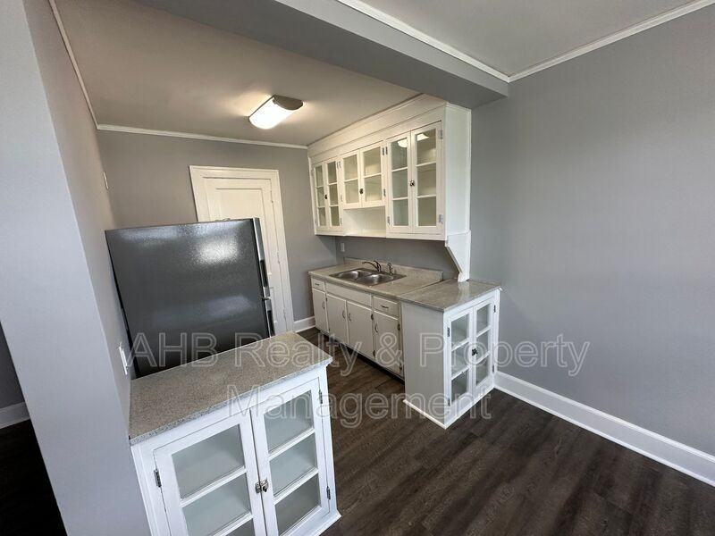 605, Burlington, NC 27215 2 Bedroom House for 925/month Zumper