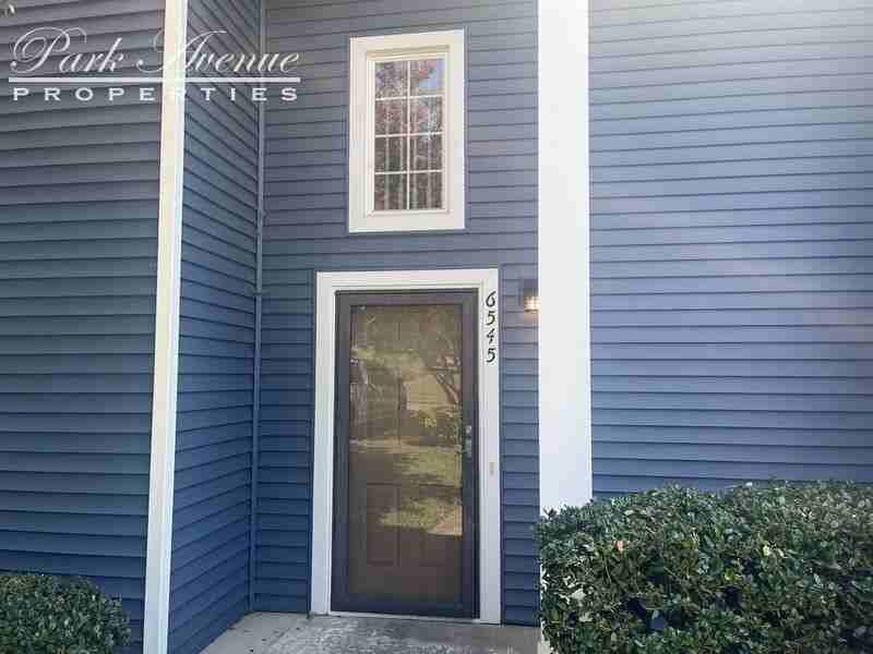 6545 Point Comfort Ln - Photo 2 of 24