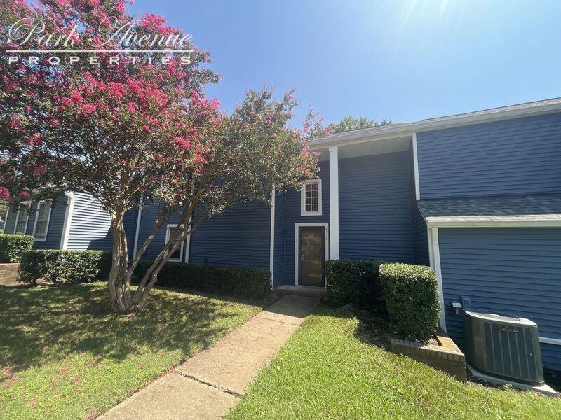 6545 Point Comfort Ln - Photo 3 of 24