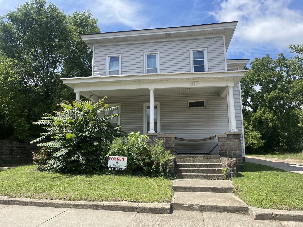 633 Coit Ave Ne Apartments in Belknap Lookout, Grand Rapids, MI 49503