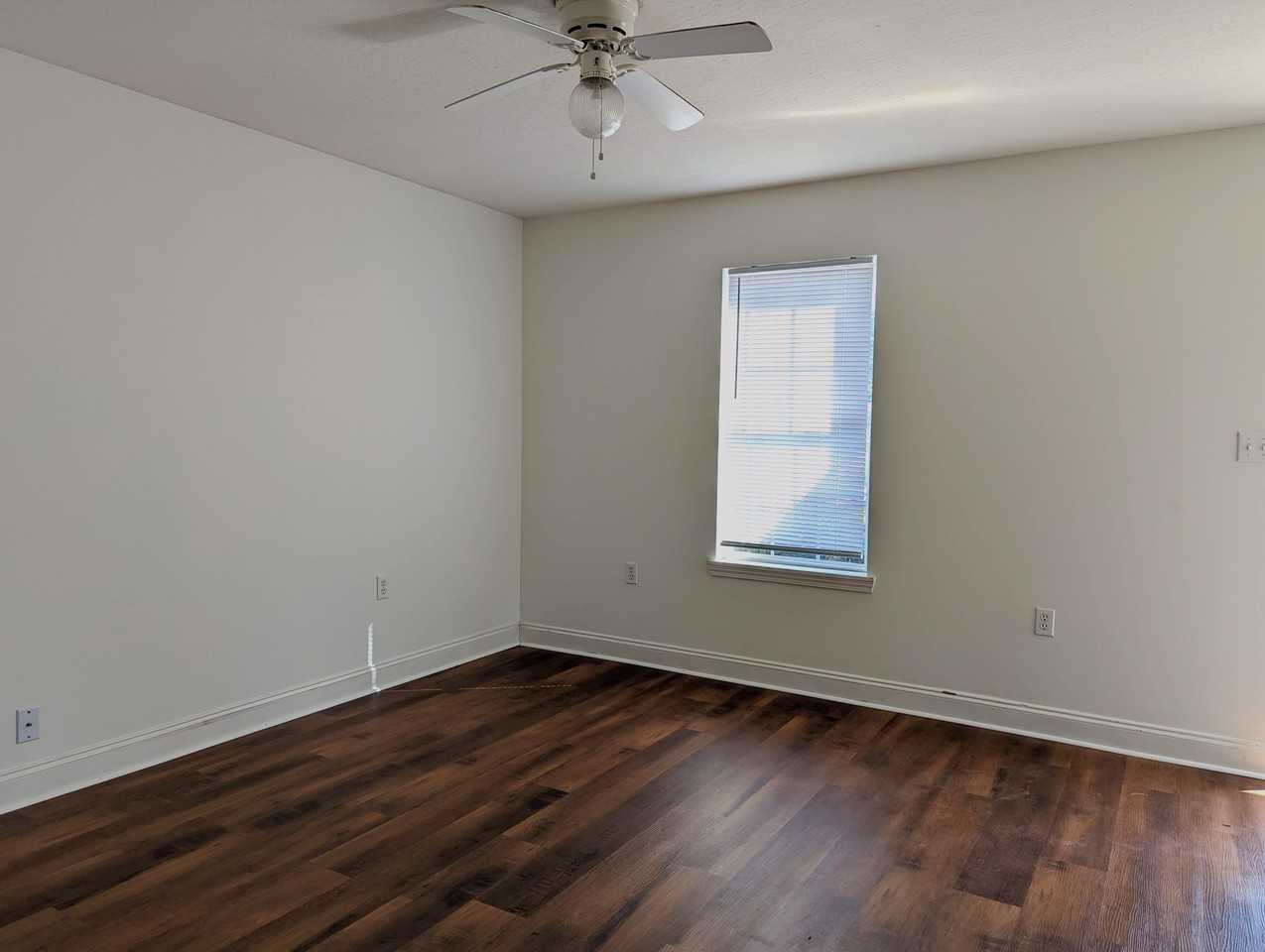 168 N Wind Ridge Ln - Photo 2 of 13