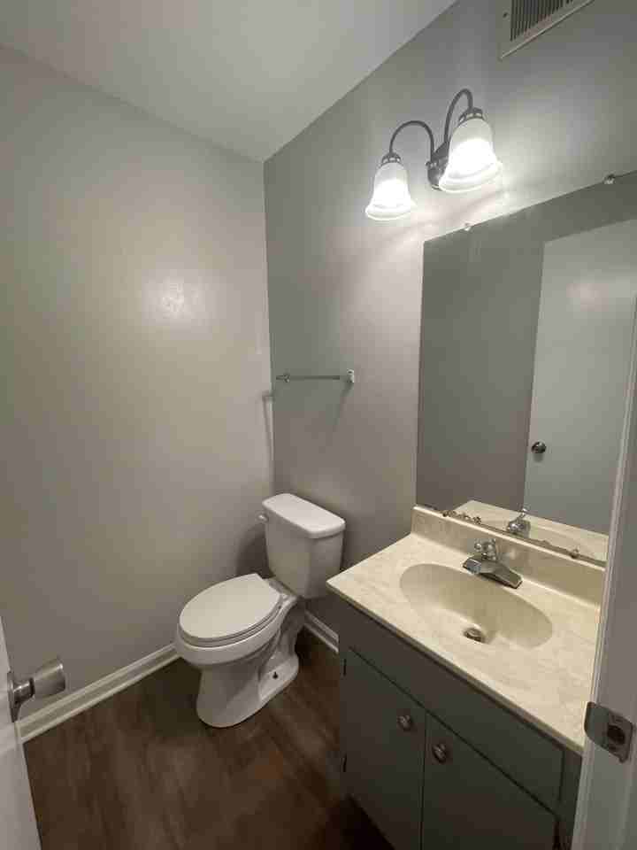 86 St Victors Ln - Photo 3 of 9