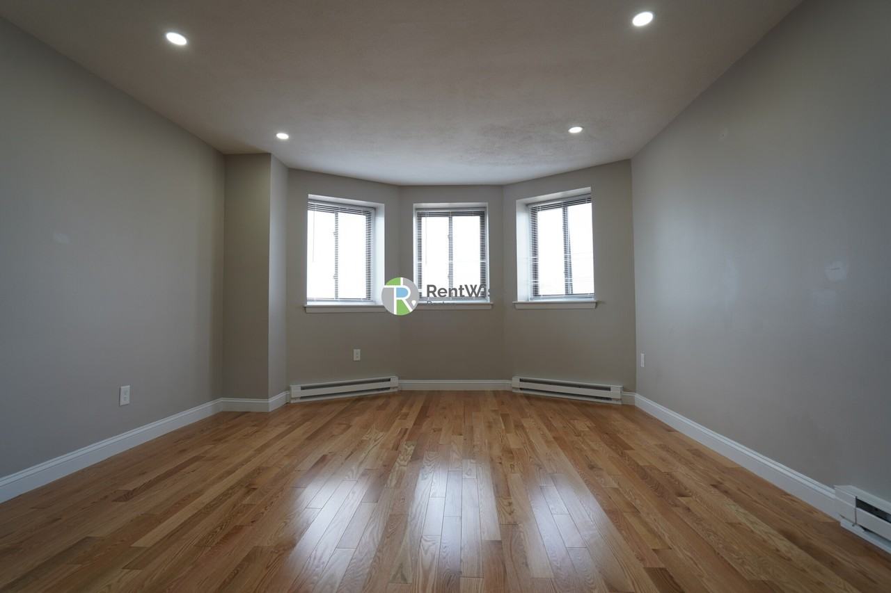 1200 Commonwealth Ave #30 - Photo 2 of 17