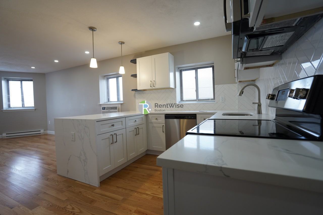 1200 Commonwealth Ave #30 - Photo 3 of 17