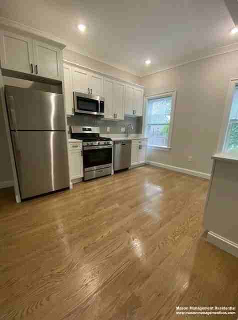 46 Sheridan St #2 - Photo 2 of 9