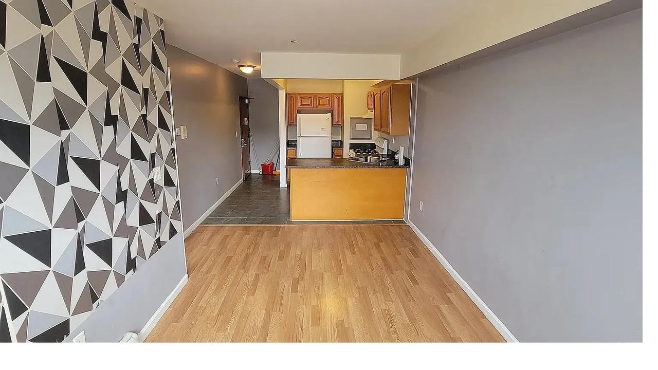 3827 3rd Ave #1 - Photo 2 of 7
