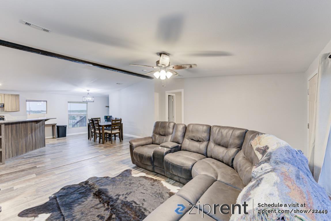 116 Little Loop - Photo 2 of 18