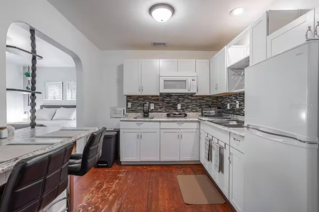 3120 Peel Ave #1 - Photo 3 of 21