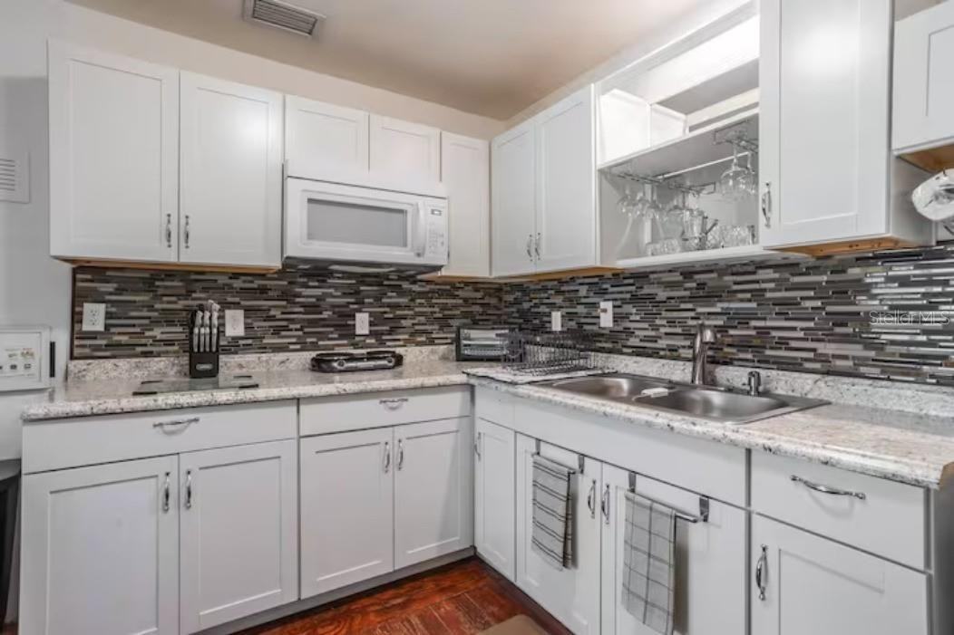 3120 Peel Ave #1 - Photo 6 of 21