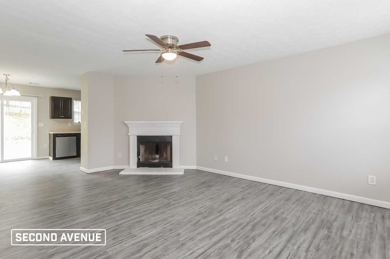 7019 Setters Way - Photo 4 of 23