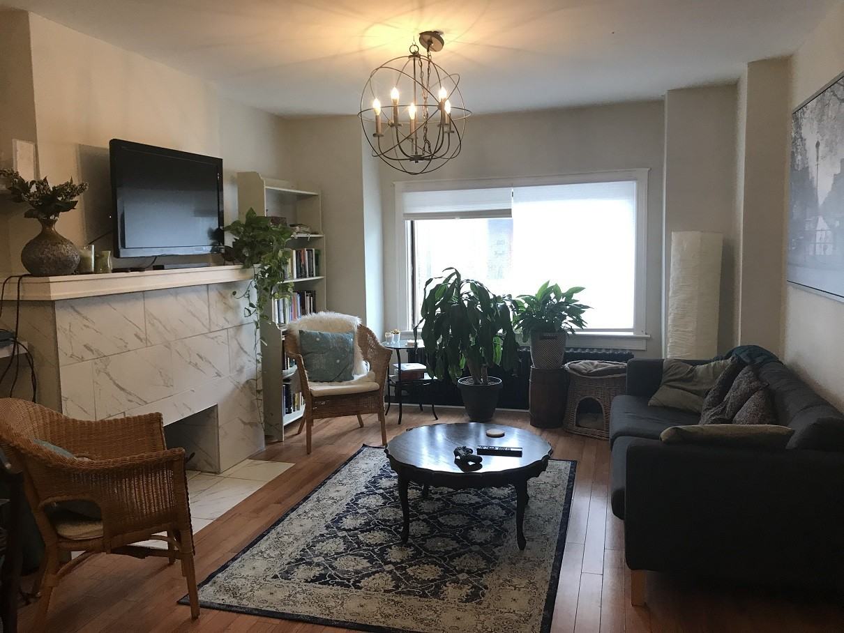 236 Jane Street Mainfloor Apt A - Photo 2 of 21
