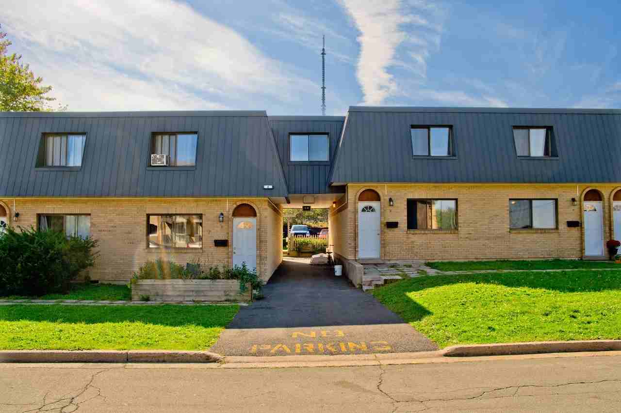 8 Mandaville Court - Photo 2 of 3