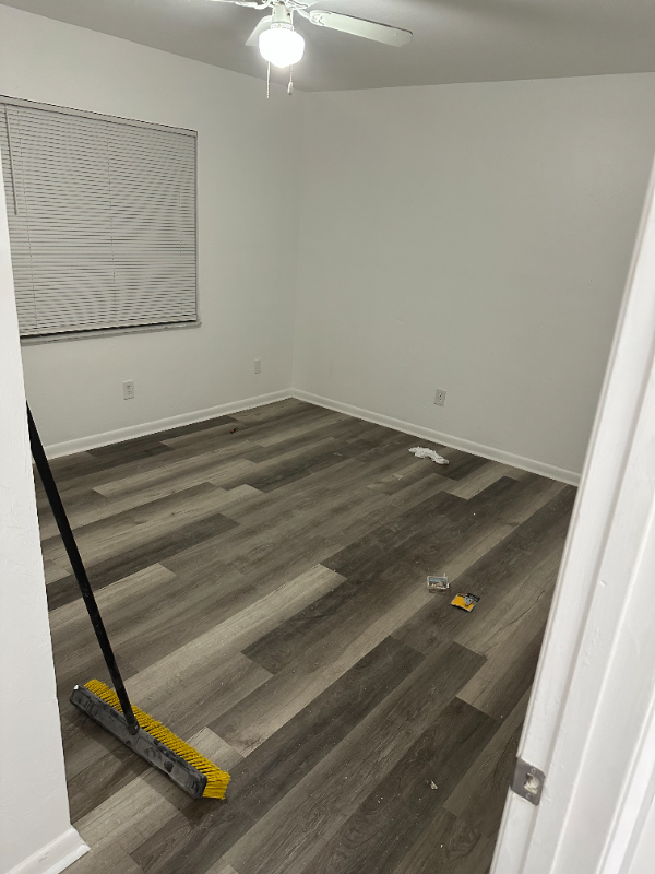 3950 Se 19th Ave #D - Photo 3 of 6