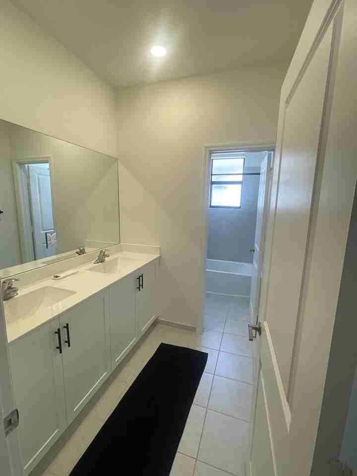 10333 Sw 232nd St #NA - Photo 2 of 6