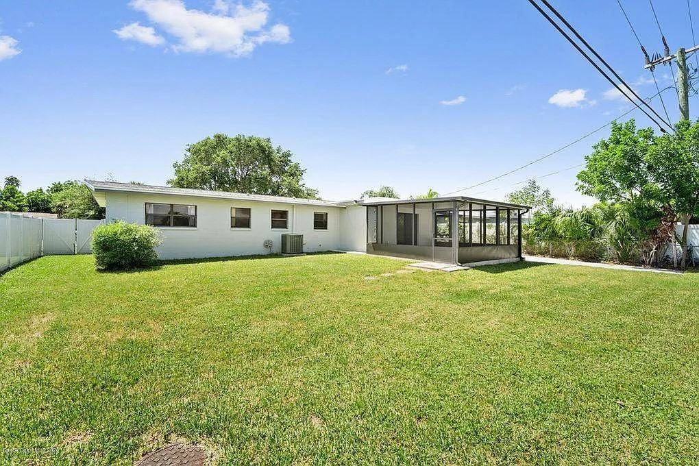 240 Coral Dr #NA - Photo 3 of 20