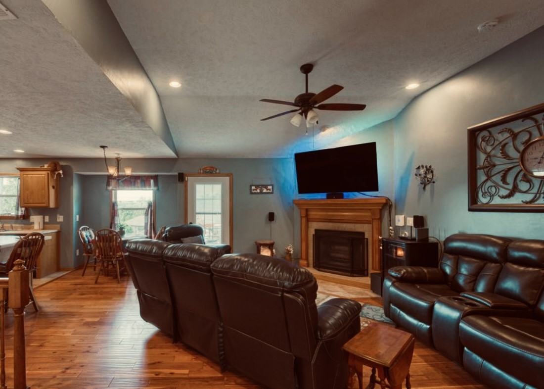 2012 E Charles St #NA - Photo 3 of 9