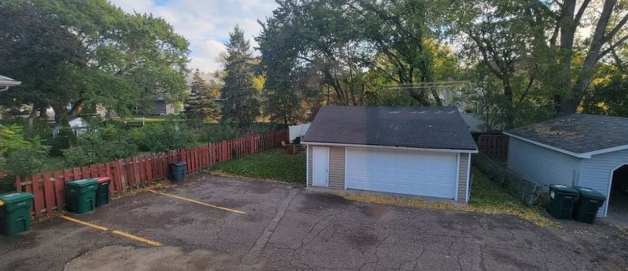 218 42nd Ave Ne #218 - Photo 3 of 17