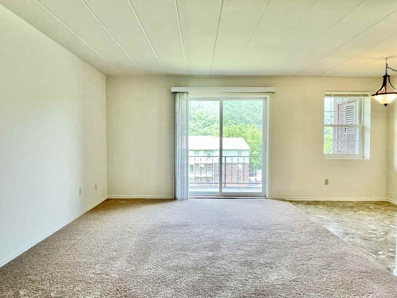 12918 N Cresap St #53 - Photo 3 of 25