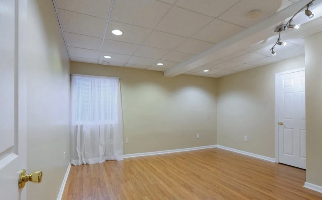 18839 W Wooddale Trl #NA - Photo 3 of 23