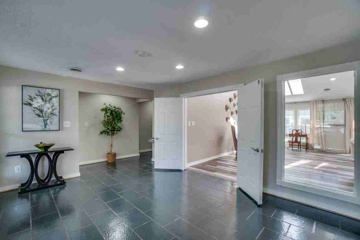 Muirfield Woods Apartments 21940 Muirfield Circle, Sterling, VA 20164