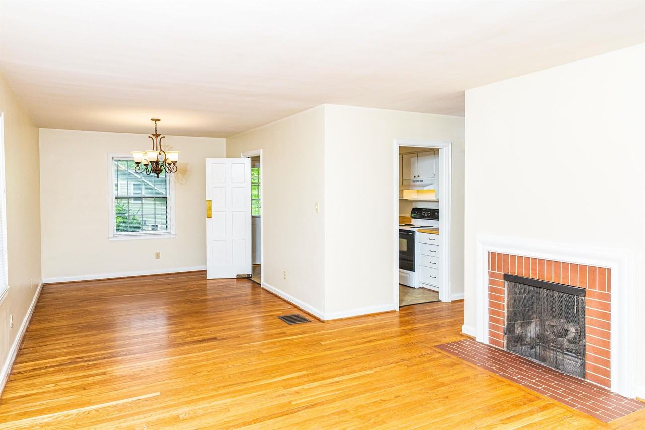 657 Montclair Dr #1 - Photo 3 of 28