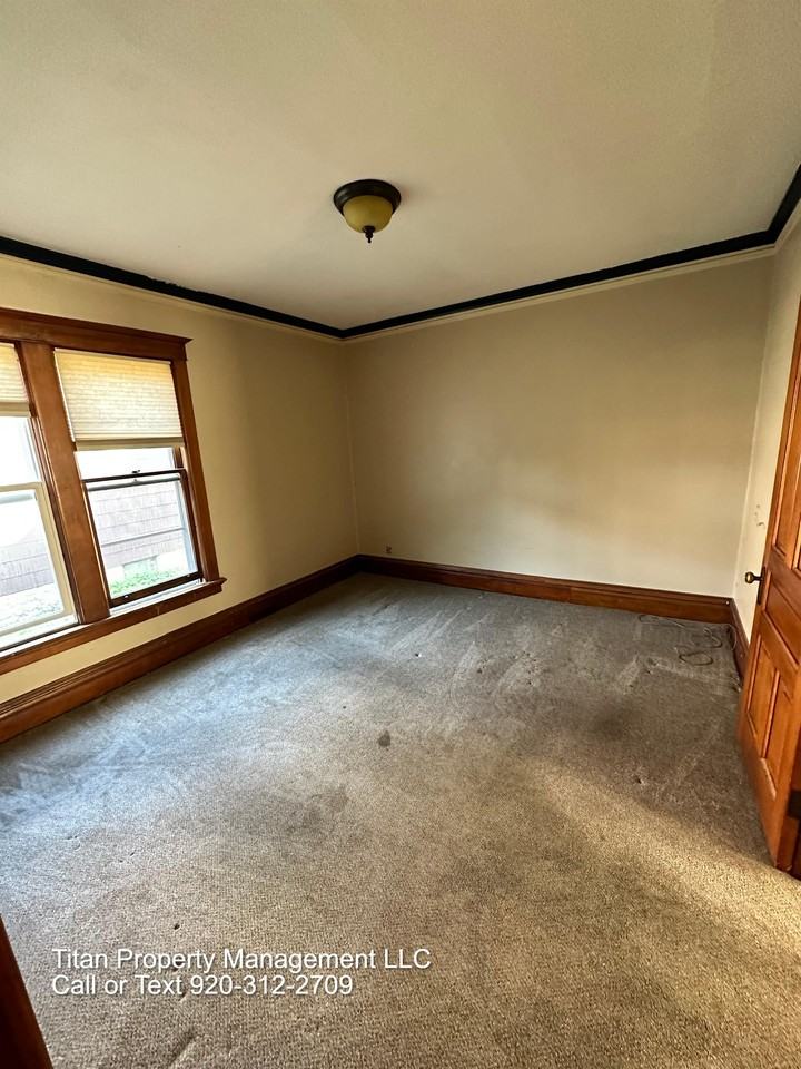 196 Ellis St #1 - Photo 5 of 5