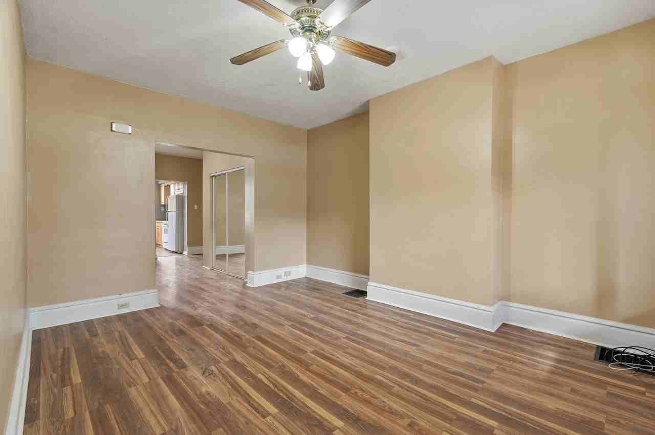 523 Marwood Avenue #523 - Photo 3 of 18