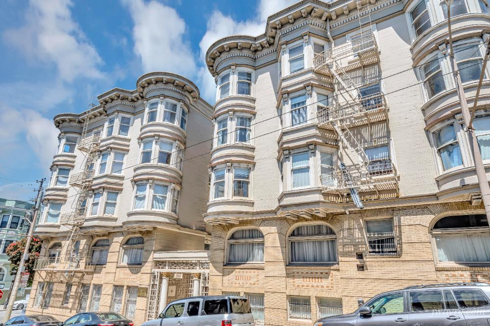 Sacramento Street & Larkin Street, San Francisco, CA 94109 1 Bedroom