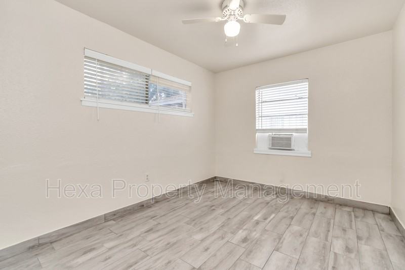 3822 Dabney St - Photo 4 of 28